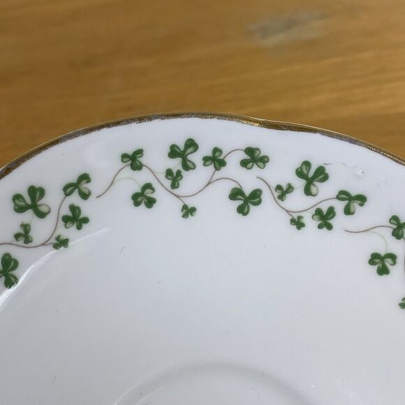 Vintage Royal Tara Bone China Teacup & Saucer Set Ireland Clover St Patrick' Day - Picture 6 of 16